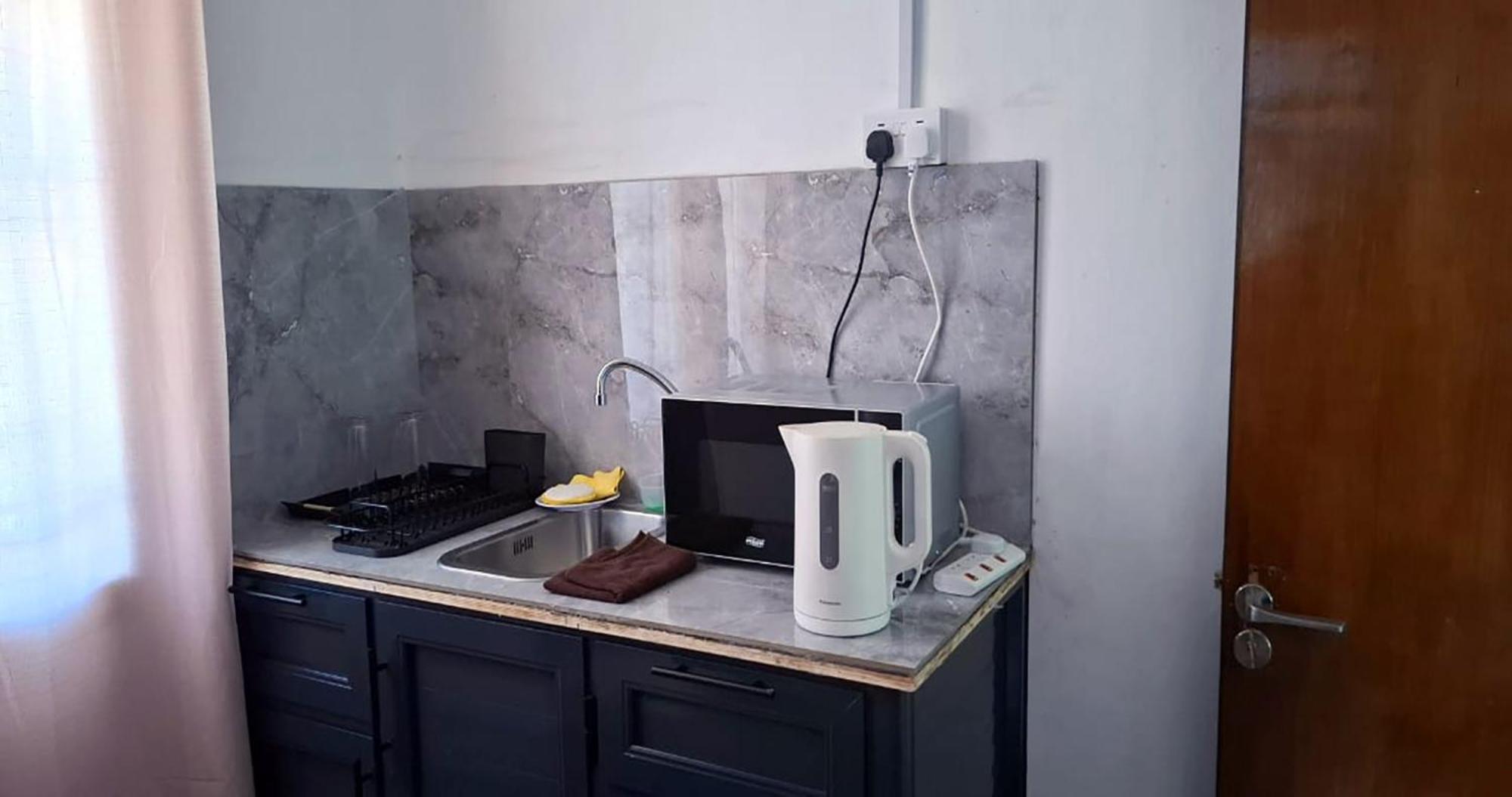 R Garden Villa Au Calme De Baie Du Tombeau, Appartement Familiale De 3 Chambres Et Cuisine Ngoại thất bức ảnh
