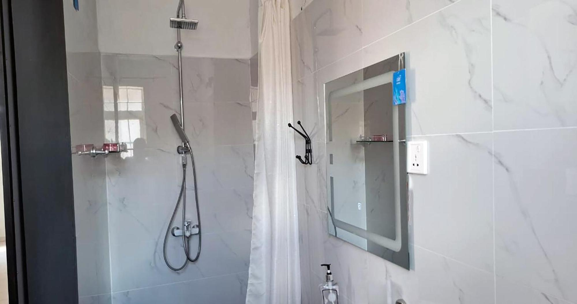 R Garden Villa Au Calme De Baie Du Tombeau, Appartement Familiale De 3 Chambres Et Cuisine Ngoại thất bức ảnh